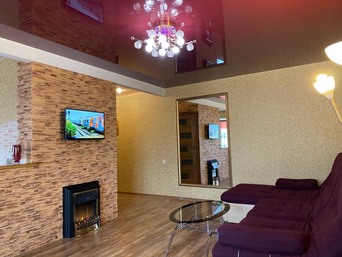 New Apartments With Panoramic Views On Avenue Nauky Kharkiv Exterior photo